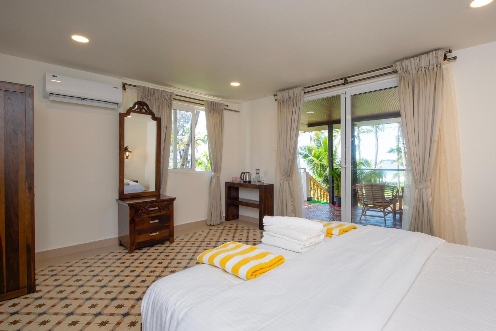 The Rose Goa Beach Resort Agonda Esterno foto
