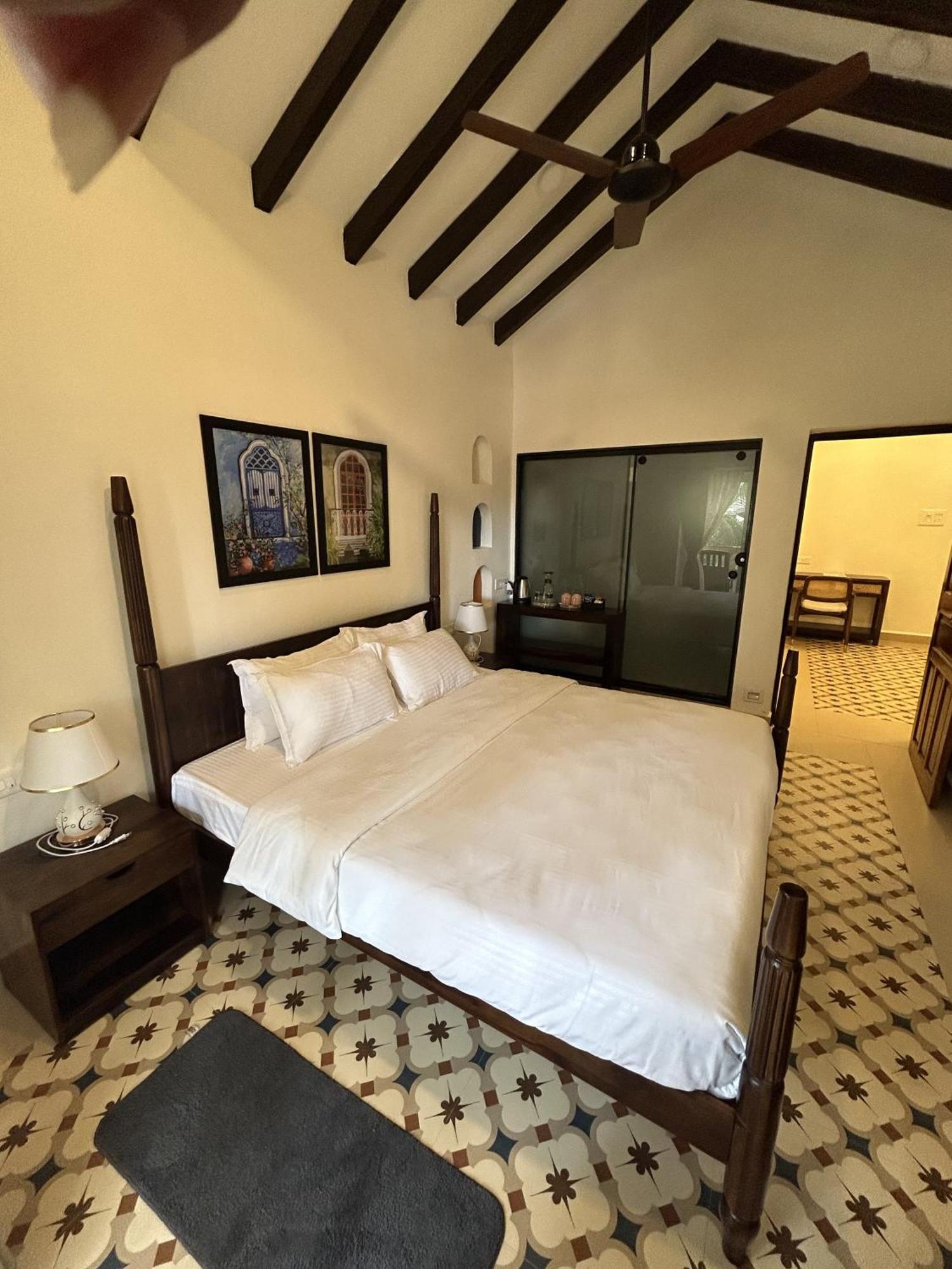 The Rose Goa Beach Resort Agonda Esterno foto