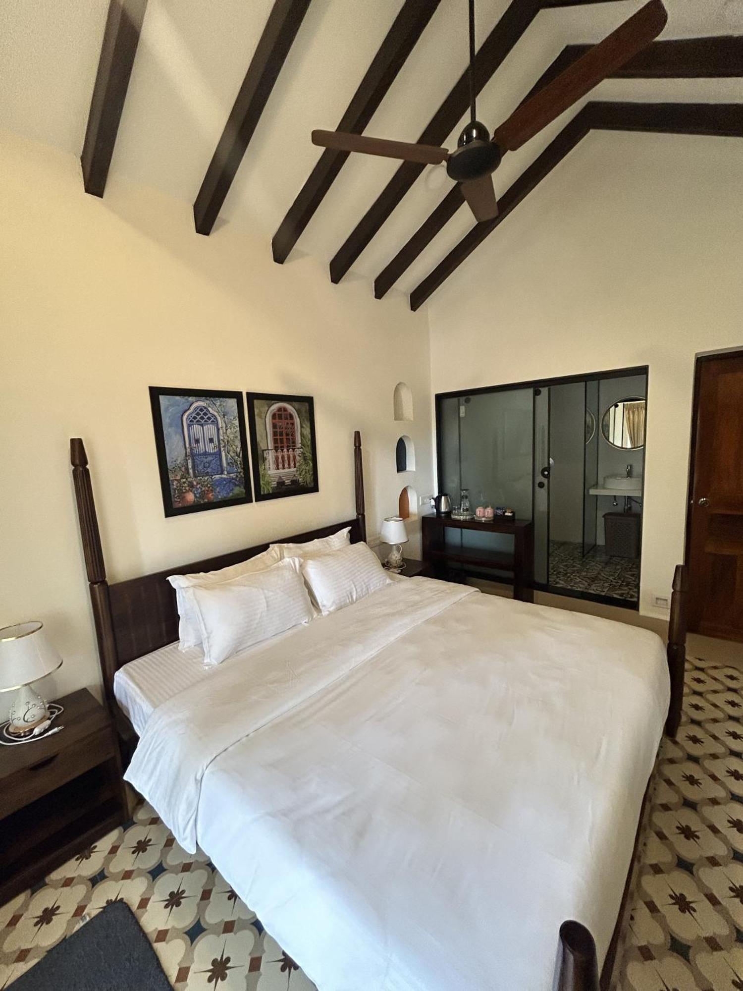 The Rose Goa Beach Resort Agonda Esterno foto