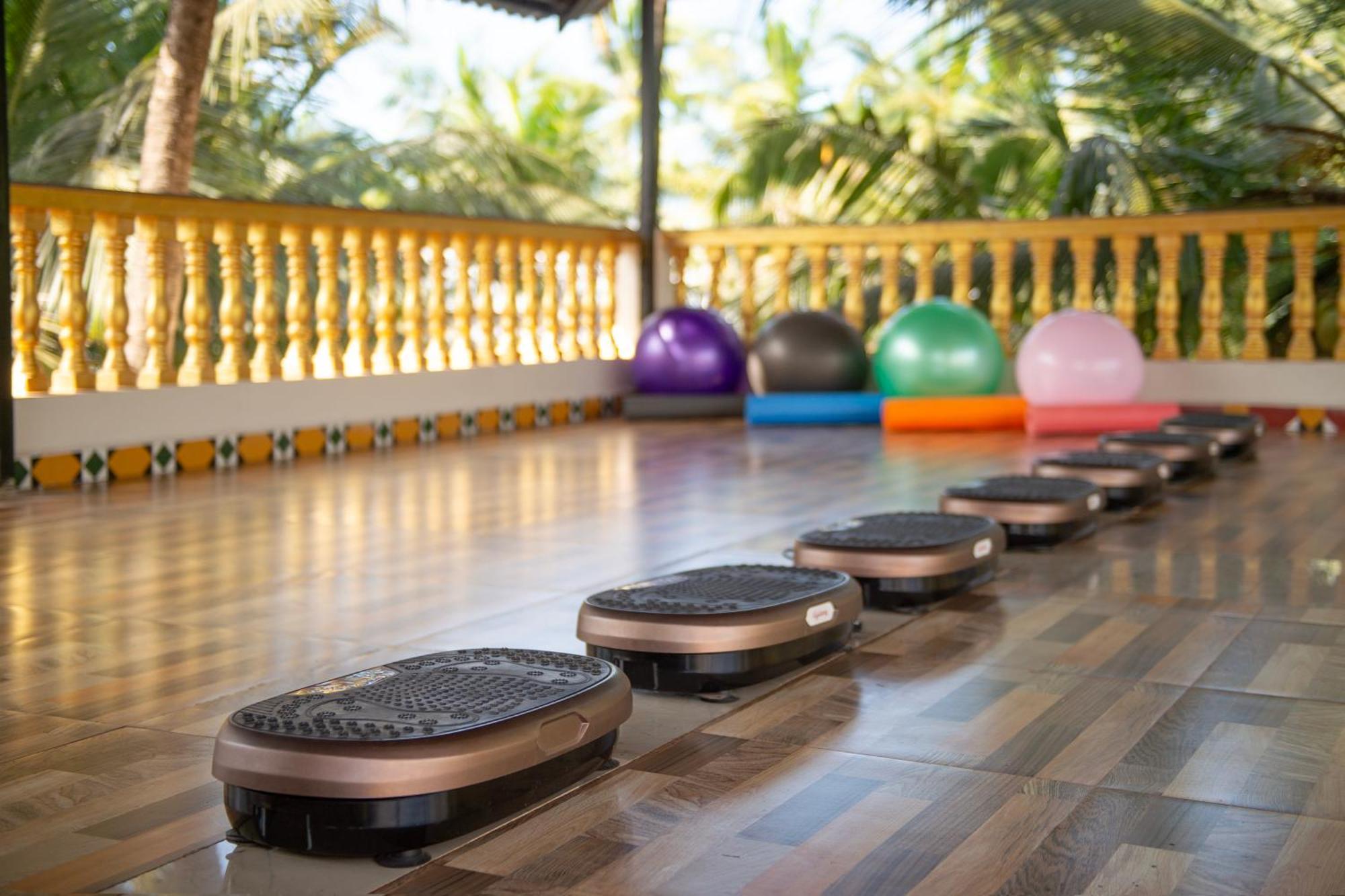 The Rose Goa Beach Resort Agonda Esterno foto