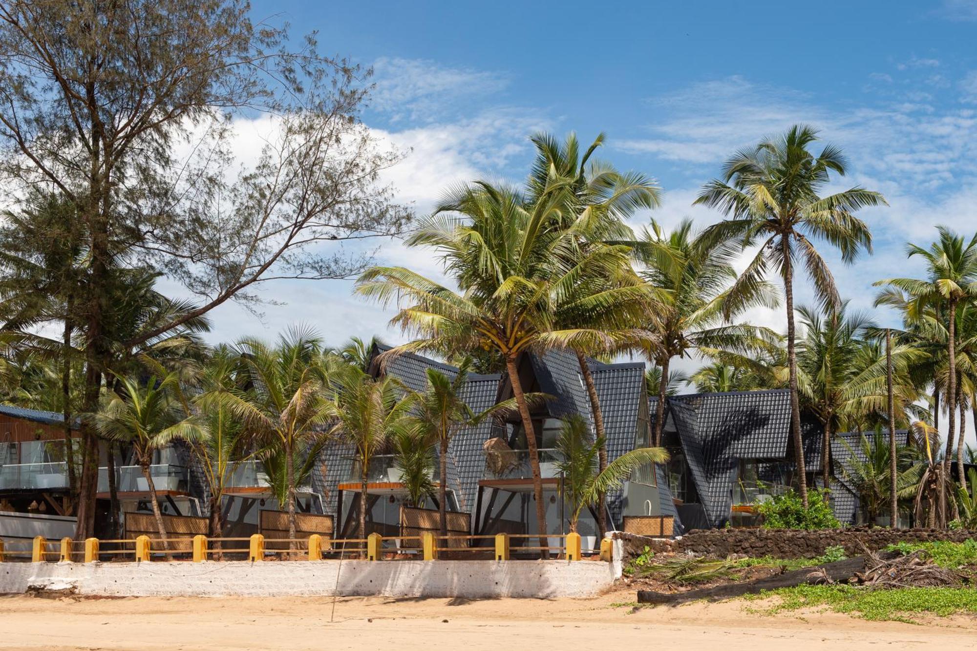 The Rose Goa Beach Resort Agonda Esterno foto